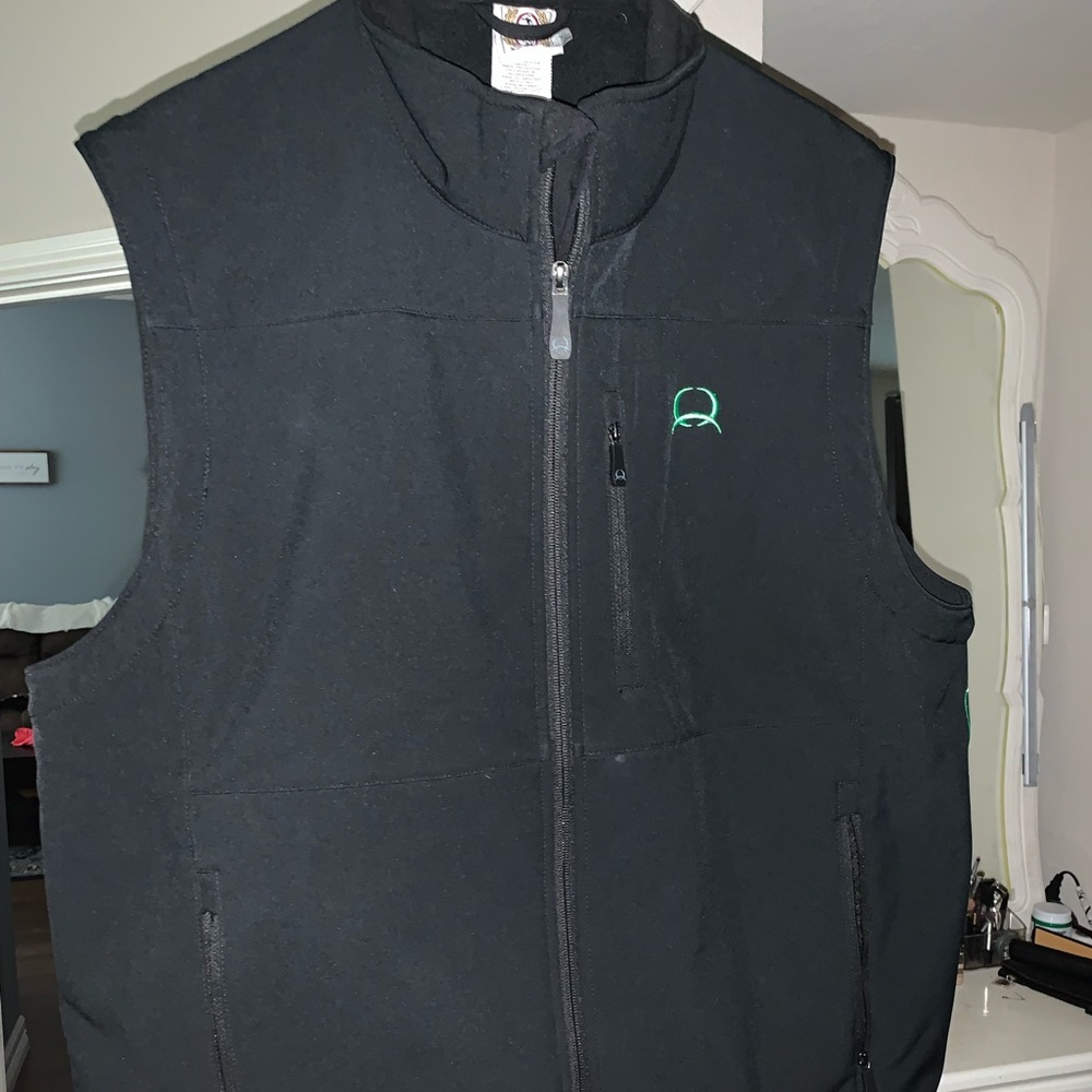 Men’s Cinch Vest